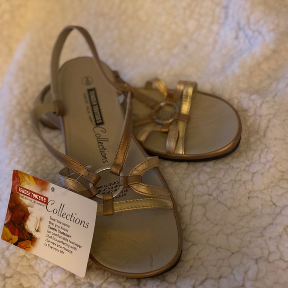 Gold Tendertootsies - Picture 2 of 2